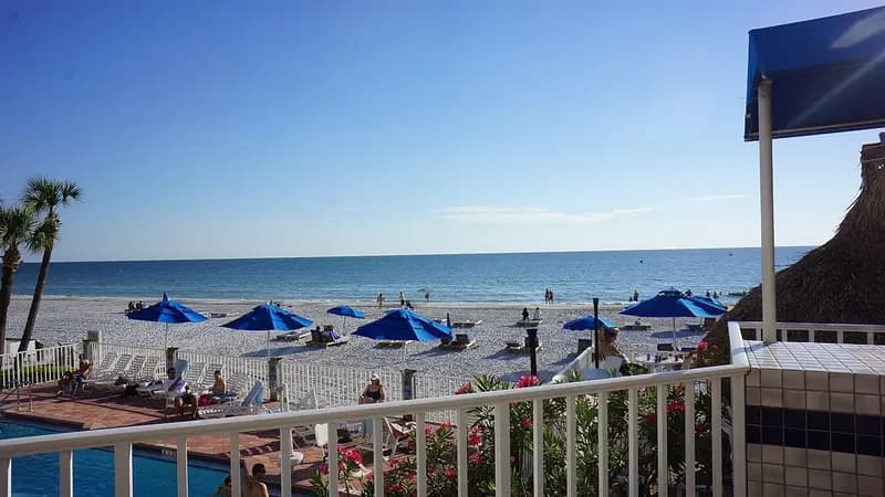 Indian Rocks Beach, Florida — neighborhood and community scene