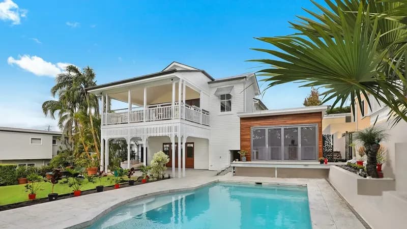 Trinity, Florida — neighborhood and community scene